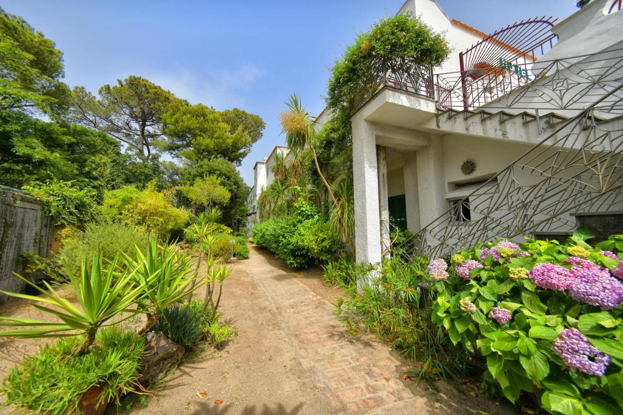 Hotel Pineta Ischia Bagian luar foto