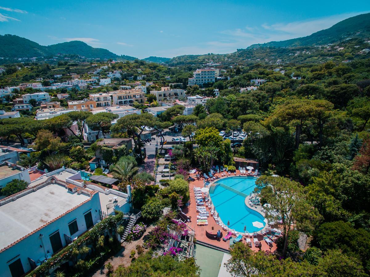 Hotel Pineta Ischia Bagian luar foto